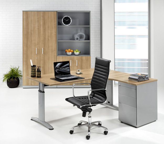 167176927 classic-wingbureau