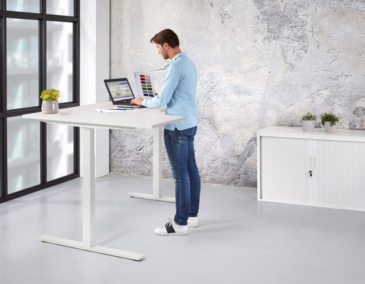 Elektrisch Wingbureau | 180x120cm Links | NEN-EN527