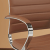 een-zoom-in-van-de-details-van-van-de-rugleuning-van-de-zwarte-mesh-op-deze-stoel-2 Vergaderstoel-Design